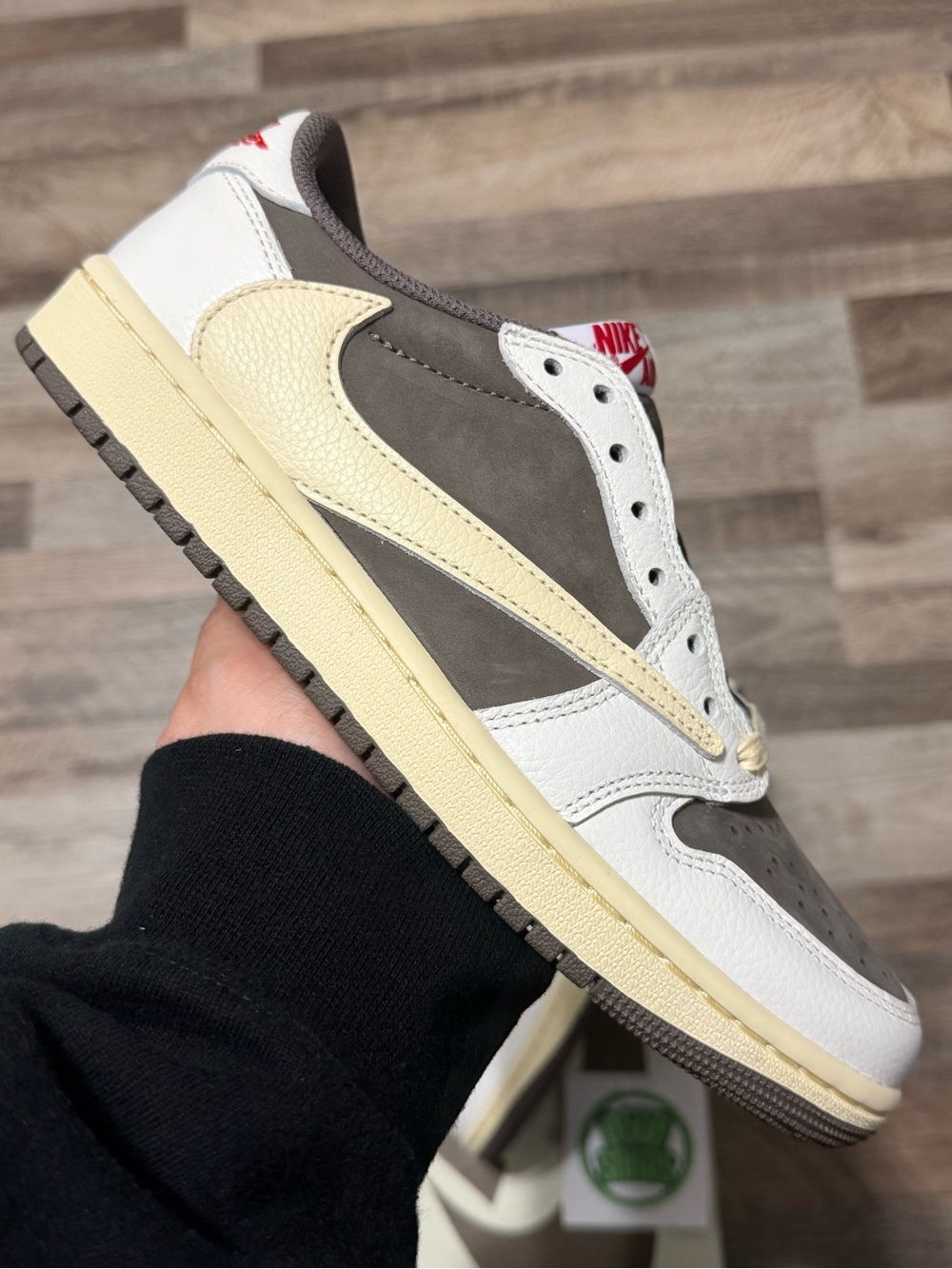 Jordan 1 low × Travis Scott Reverse Mocha
